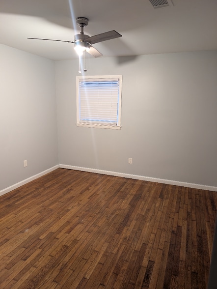 Building Photo - 2235 Union Rd SW