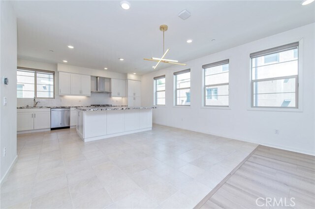 Building Photo - 173 Cadence