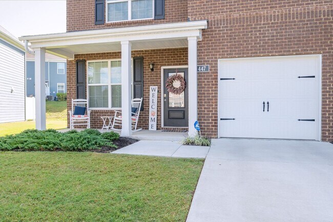 Building Photo - 447 Augustine Dr
