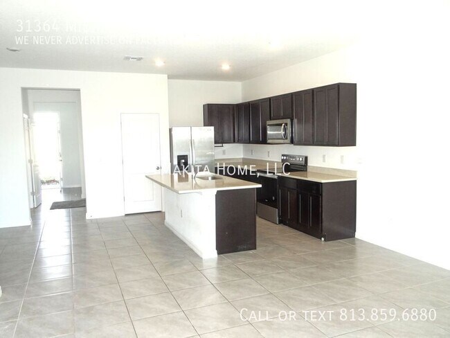 Building Photo - 31364 Midnight Sun Wy