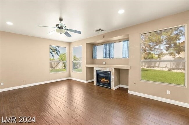 Building Photo - 3916 Varallo St