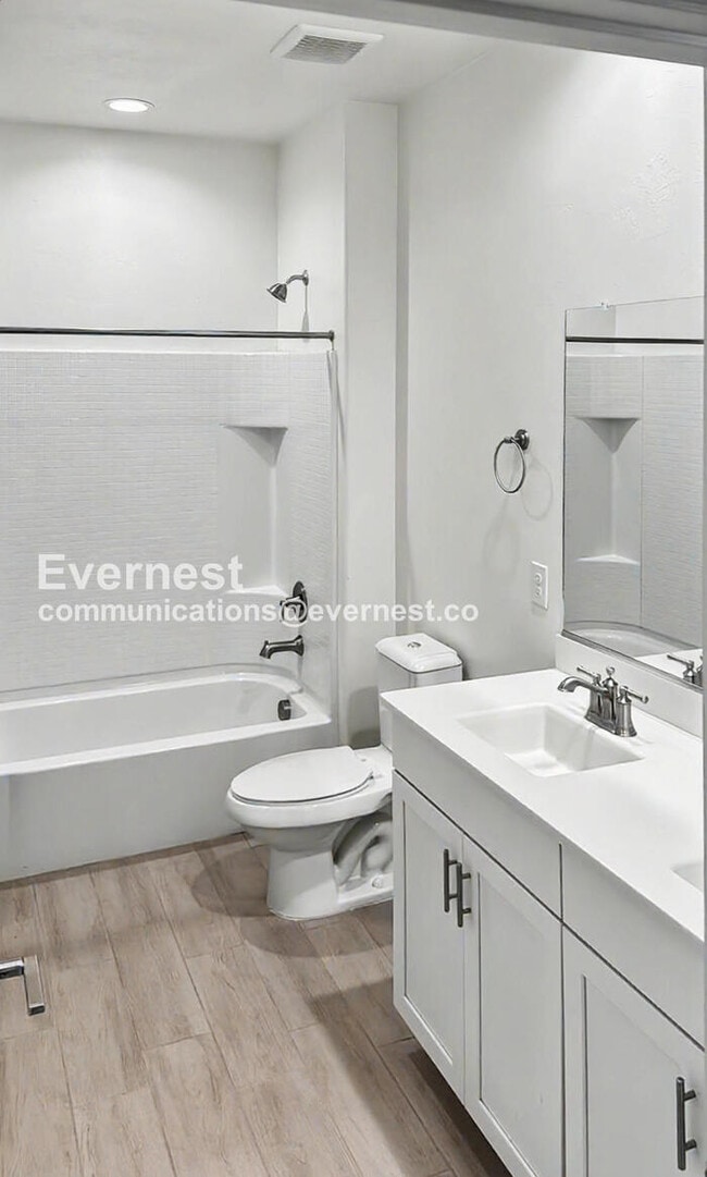 Building Photo - 10667 W Filbert St