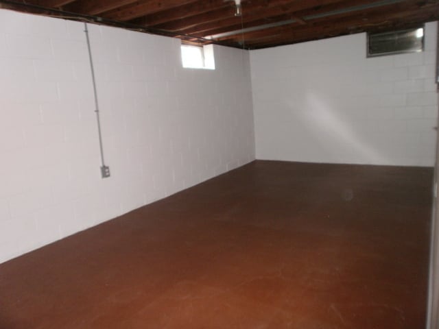 Building Photo - 429 Jennison Ave