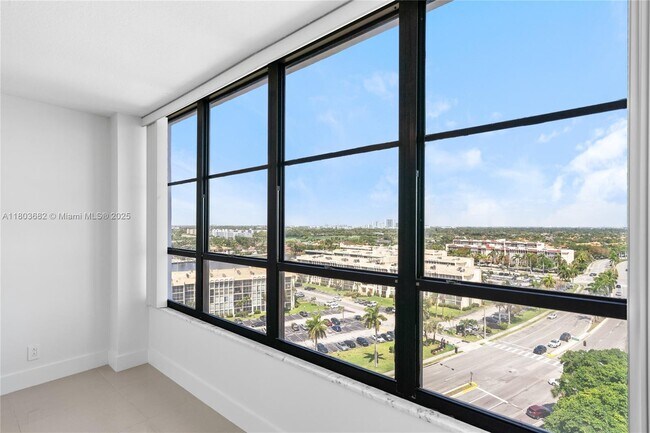 Building Photo - 600 Three Islands Boulevard