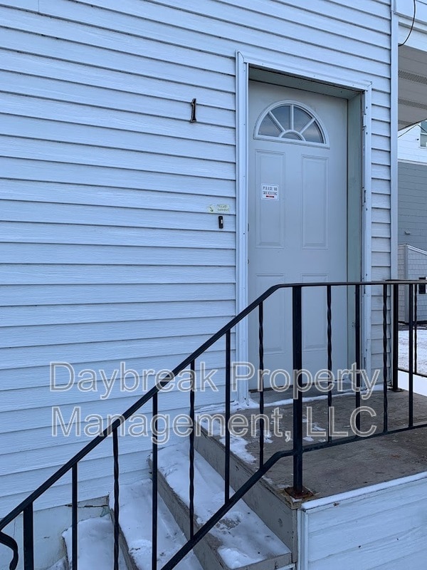 Building Photo - 1117 2nd Ave S