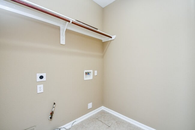 Building Photo - 20123 Jasper Oaks Dr