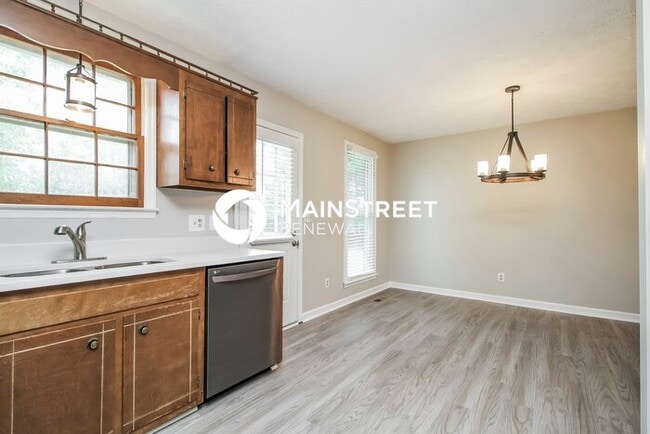 Building Photo - 3 Bedroom Pet-Friendly Home in Smyrna, TN with Main Street Renewal