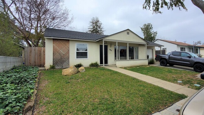 Building Photo - 286 N Tassajara Dr
