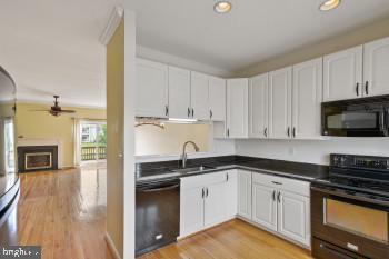 Building Photo - 312 Blenny Ln