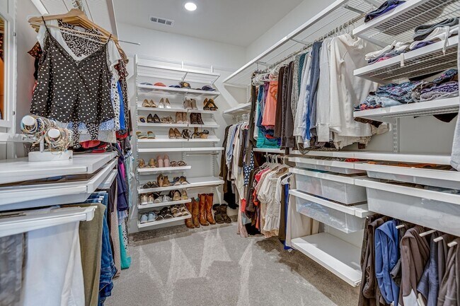 Building Photo - 7542 Delancey Dr