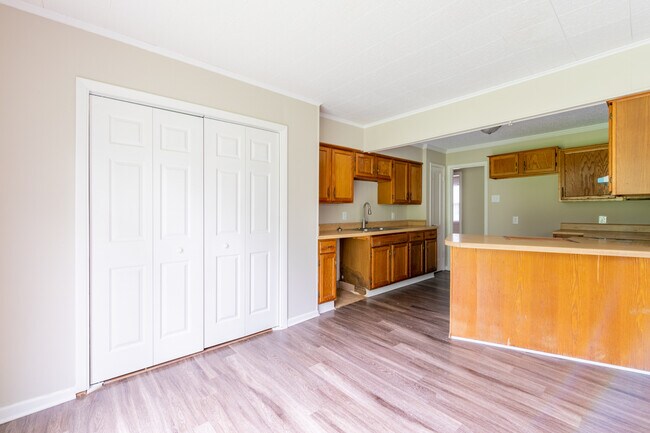 Building Photo - 4107 Owen Rd