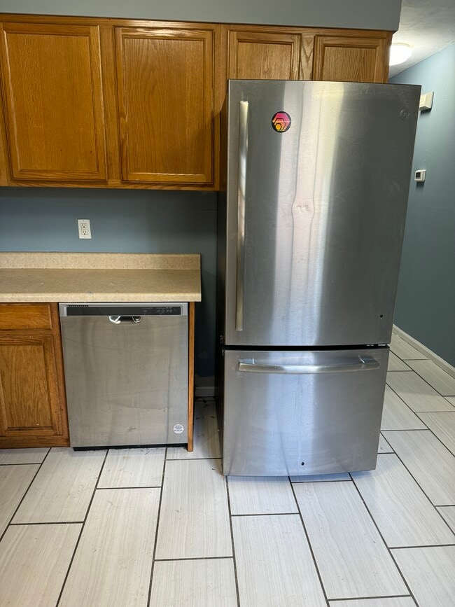 Building Photo - 1924 Nekoma Ct