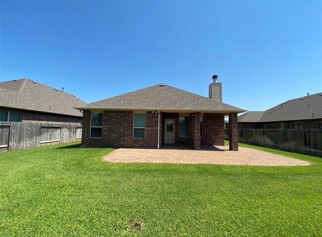 Building Photo - 23607 Tirino Shores Dr