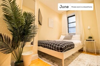 Building Photo - Room in Shared 5 bed/2 bath home