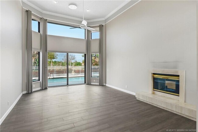 Building Photo - 4194 SW Gleneagle Cir