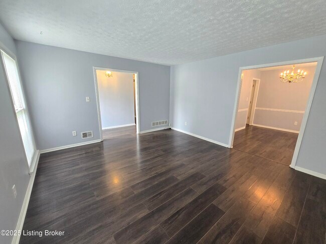 Building Photo - 9313 Le Beau Ct