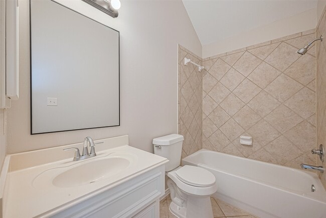 Building Photo - 20834 Avery Cove Ln
