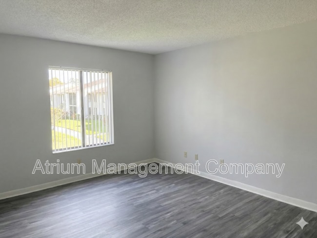 Building Photo - 8203 Sun Spring Cir