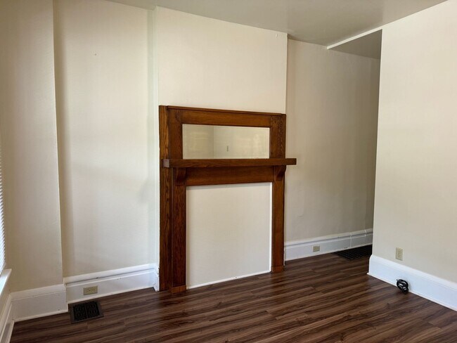 Building Photo - 1843-1847 N. 4th St.