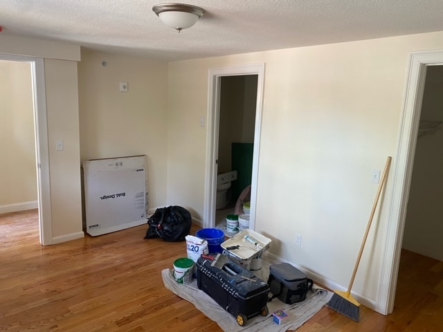 Building Photo - 520 Main St