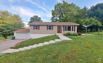 Building Photo - 3 Bed / 2 Bath Single Family Home