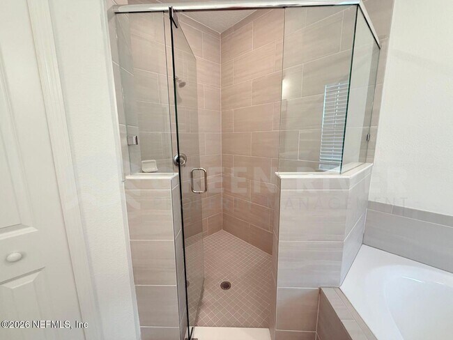 Building Photo - 2717 White Cedar Ln