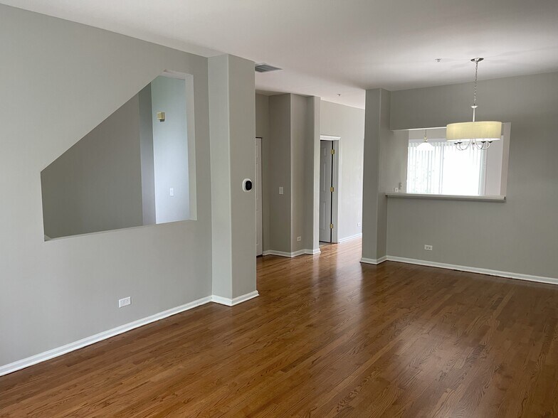 Building Photo - 1694 Sienna Ct