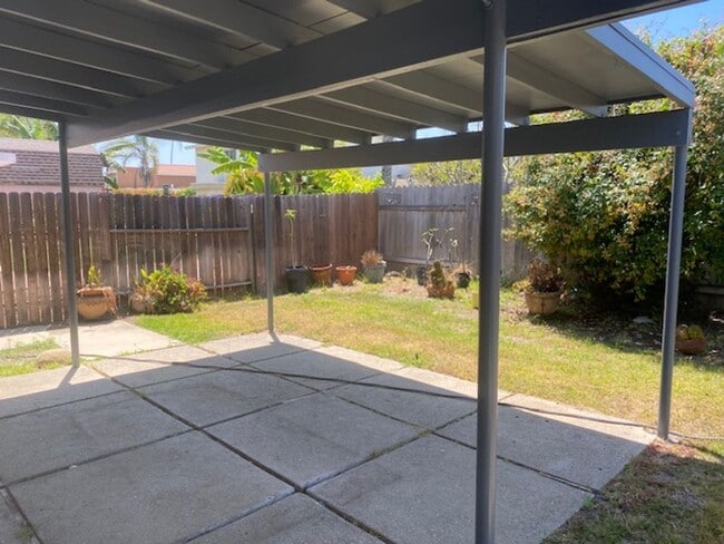 Building Photo - 4 bedroom Camarillo home
