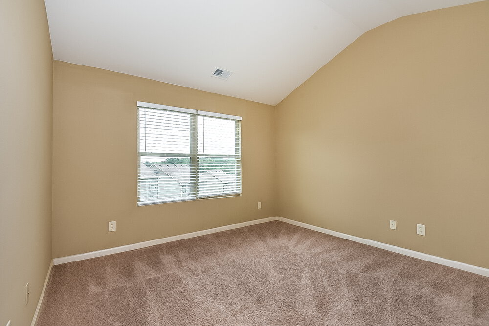 Building Photo - 3523 Walking Stick Way NE