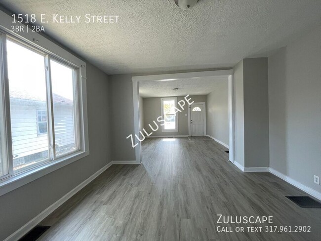 Building Photo - Half Off 1st Month Rent….1518 Kelly St. / ...