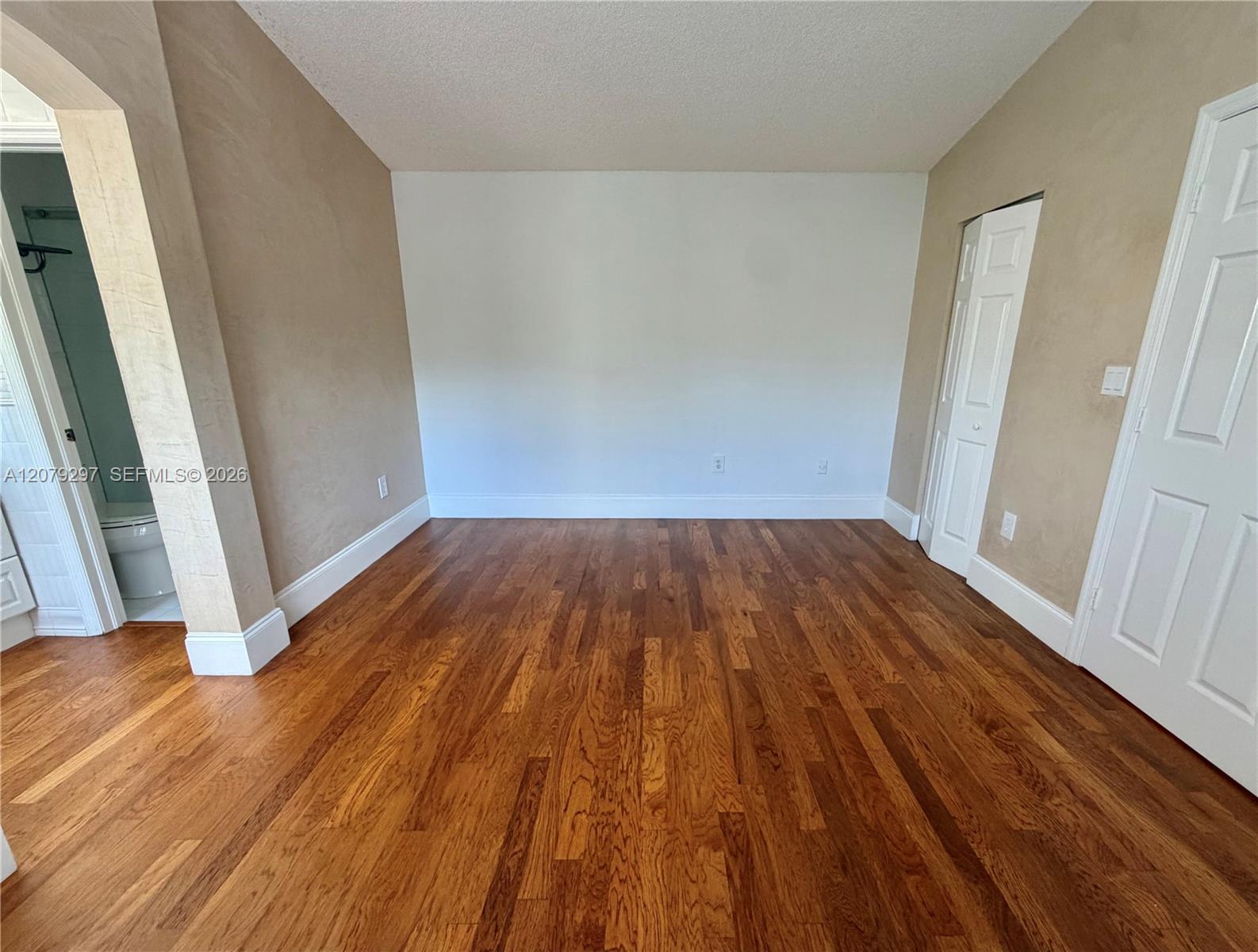 Building Photo - 1135 Cliffrose St