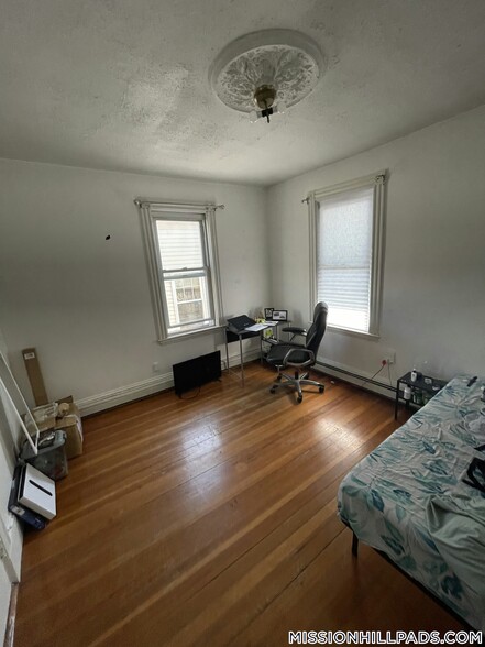 Building Photo - 50 Fisher Ave