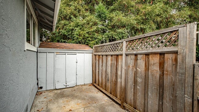 Building Photo - 1220 Mission Blvd