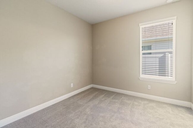 Building Photo - Stunning Avalon Park 4 Bed / 3 Bath Home for Lease!