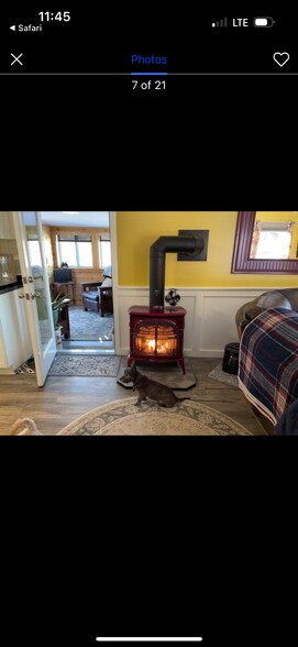 Building Photo - 23 Holiday Ln