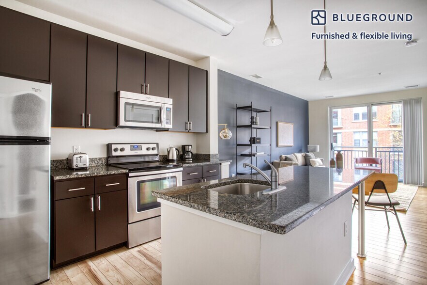 Building Photo - 360 H St NE