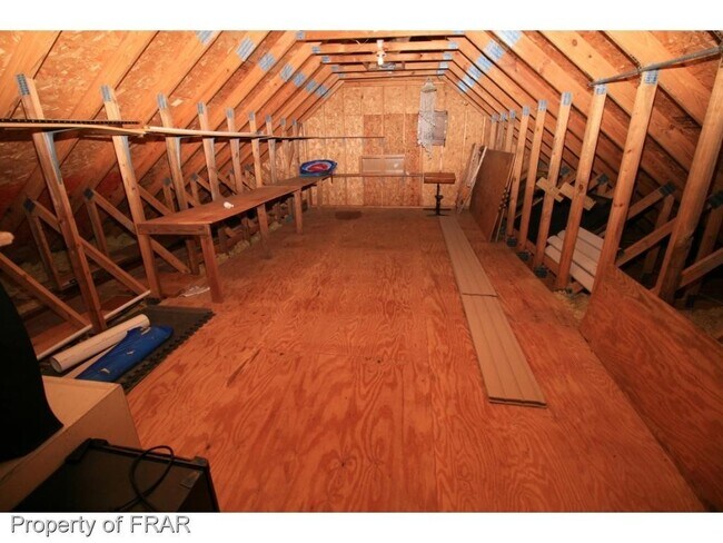 Building Photo - LAKE SHORES