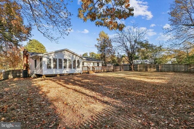 Building Photo - 1506 Widows Mite Rd