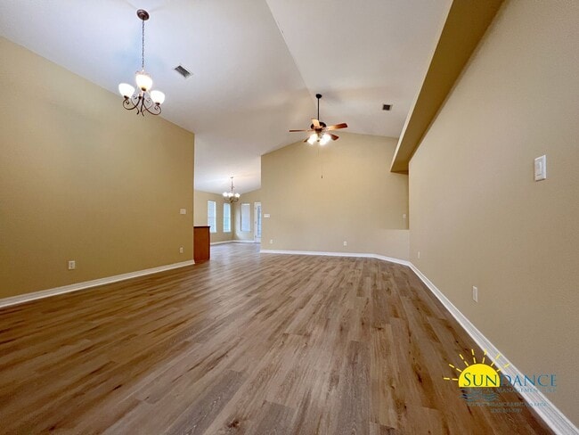 Building Photo - Beautiful 3 Bedroom Home in Hidden Bay Village