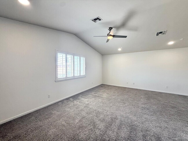 Building Photo - 4140 N 21st St