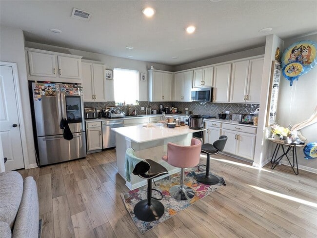 Building Photo - 2436 Danbury Ln