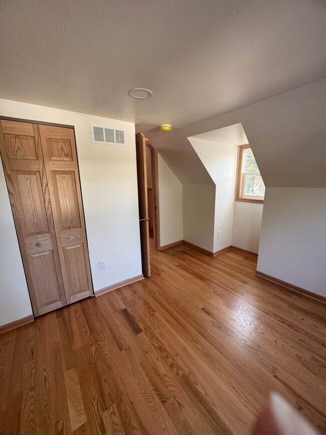 Building Photo - 420 Ridgeland Ave