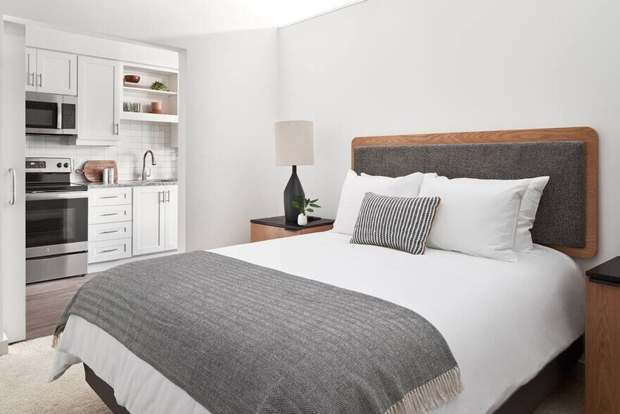 Building Photo - 516 Lea Ave