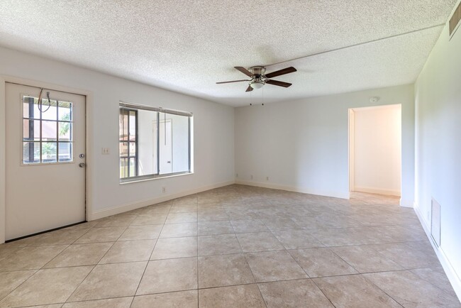 Building Photo - 4773 Sable Pine Cir
