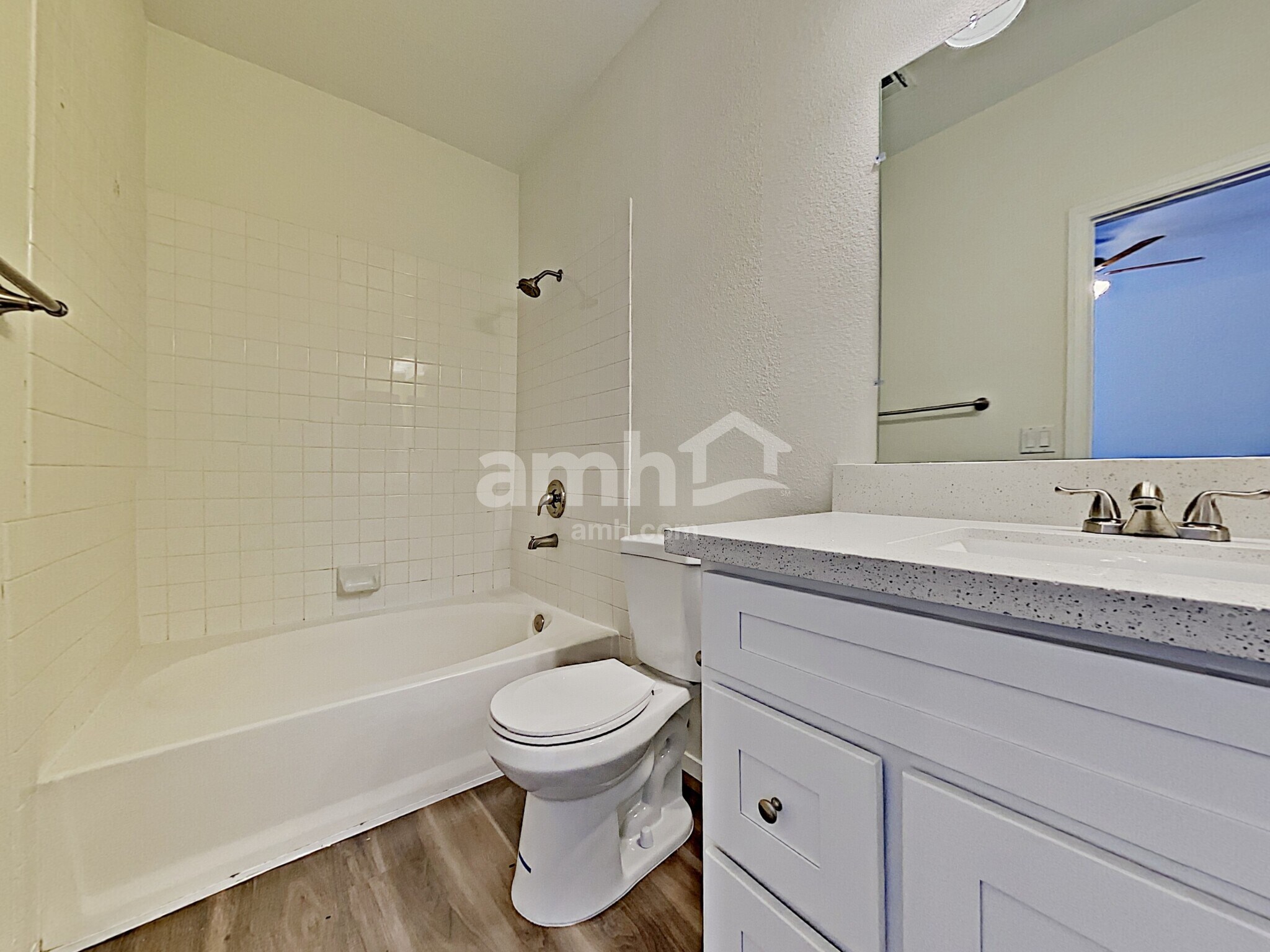 Building Photo - 265 S Summer Meadow St