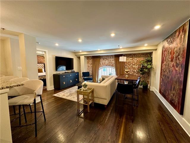 Building Photo - 508 Toulouse St