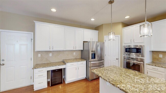 Building Photo - 1505 Aringill Ln