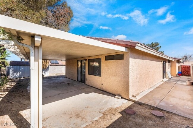 Building Photo - 509 Sheffield Dr