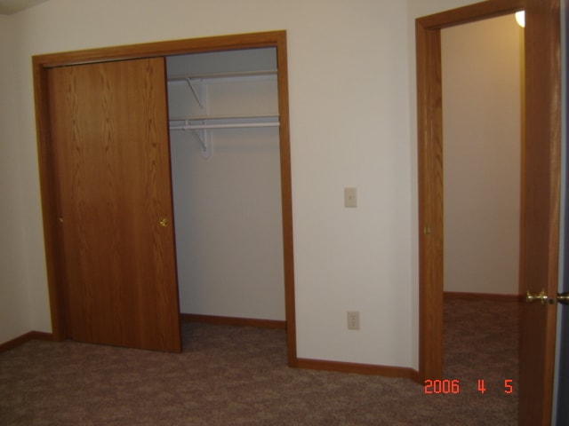 Building Photo - 605 Kozarek Dr
