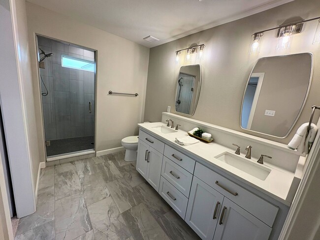 Building Photo - Newly Constructed 3bd/2ba Home!